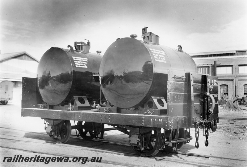 P15219
JGS class 5022 flat wagon, with medium height ends, and two tanks at Midland Workshops. Side and end view of wagon. 
