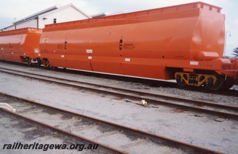 P15294
Australia Western Railroad woodchip wagons, Albany, GSR line, side and end views
