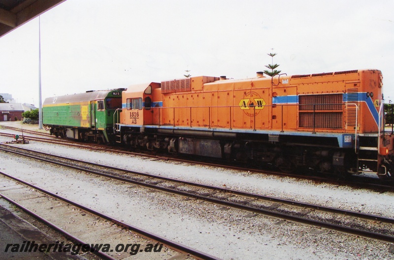 P15323
NJ class 5 in green and gold livery, AB class 1536, in Westrail orange and blue livery but with Australia Western Railroad initials and logo, Albany, GSR line, side and end view
