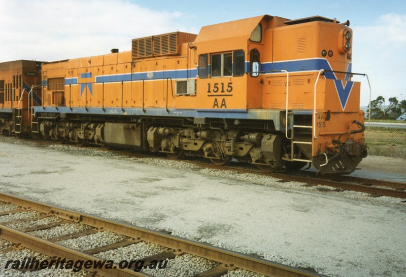 P15335
AA class 1515 diesel locomotive coupled to P class 2009 