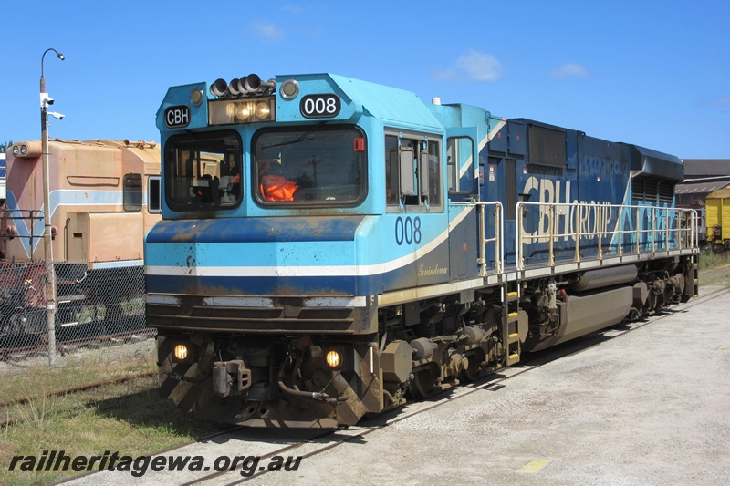 P15398
CBH Group loco CBH class 008 passing through the Rail Transport Museum site after departing UGL's plant in Bassendean, front and side view
