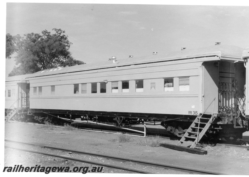 P15438
VW class 315, ex AV class 315 dining car (carriage), yellow livery, side and end view, Gingin, MR line
