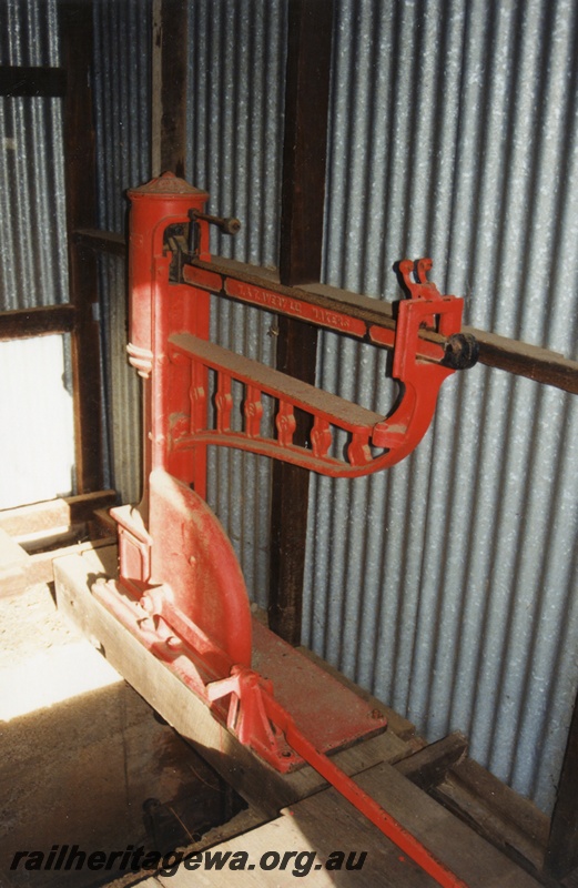 P15474
Weigh bridge shed at the abandoned railway precinct at Grass Valley, EGR line, view of the weighing instrument inside the shed.
