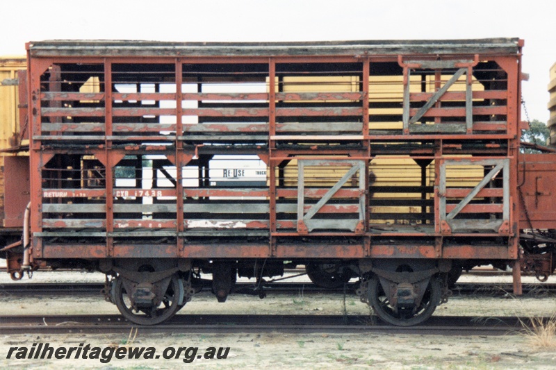 P15562
CXB class 17438 four wheel sheep wagon with split spoke wheels, Midland, side view
