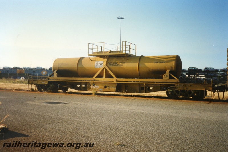 P15605
AWR WQH class 30053C acid tank wagon, heavily weathered yellow livery, Kewdale, end and side view
