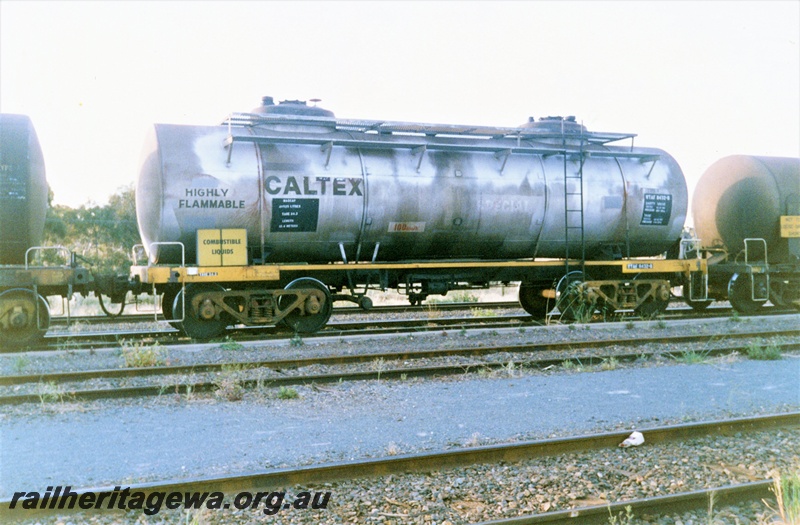 P15609
AWR WTAF class 8432-B bogie tank wagon with 