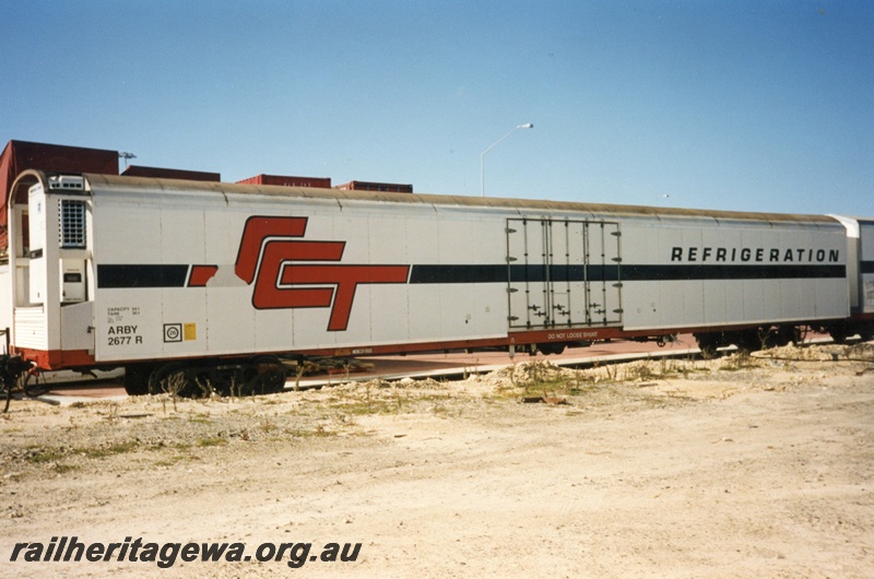 P15611
SCT ARBY class 2677R refrigerated van, white livery with red 