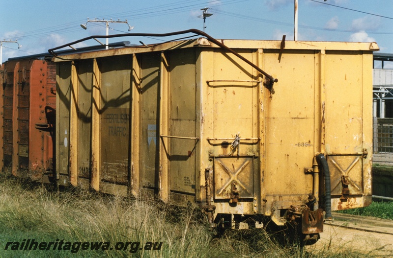 P15714
GHE class 21439-B. All steel high sided open wagon, yellow livery with 