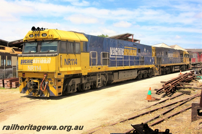 P15753
Pacific National NR class 114 departing the site of the Rail Transport Museum, Bassendean, front and side view.
