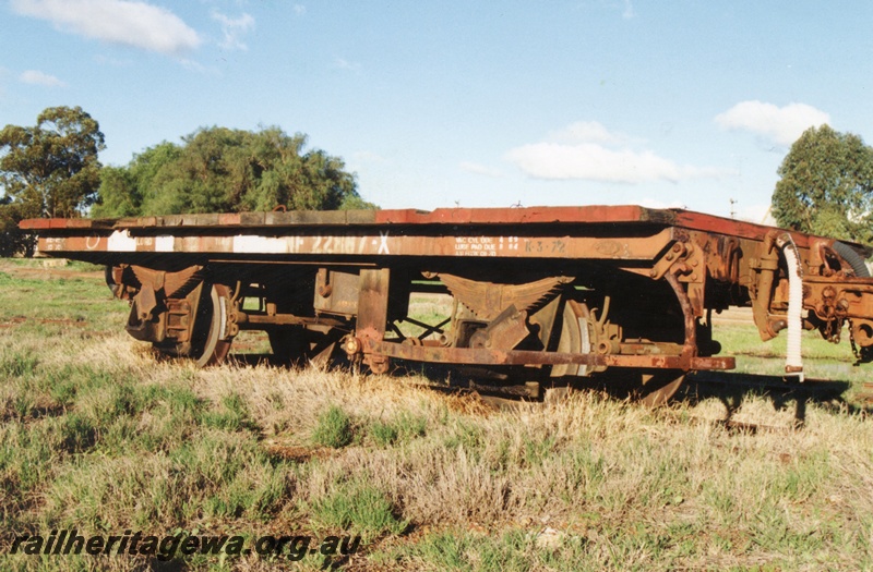 P15792
NF class 22867, brown livery, old Northam yard, side and end view
