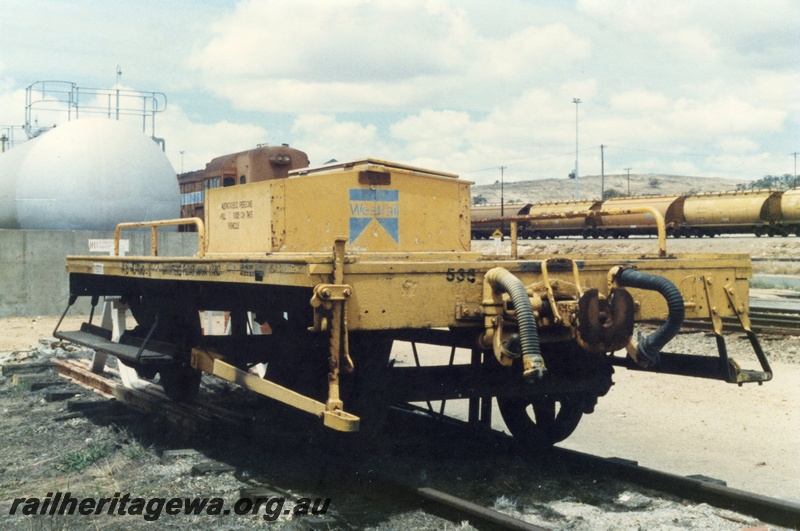 P15804
NS class 40406 shunters float, in yellow livery, converted from an ex MRWA wagon, Avon Yard, side and end view.
