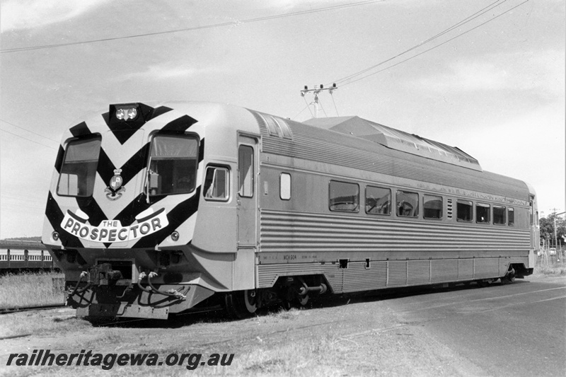 P15816
WCA class 903 Prospector car with the black and gold 