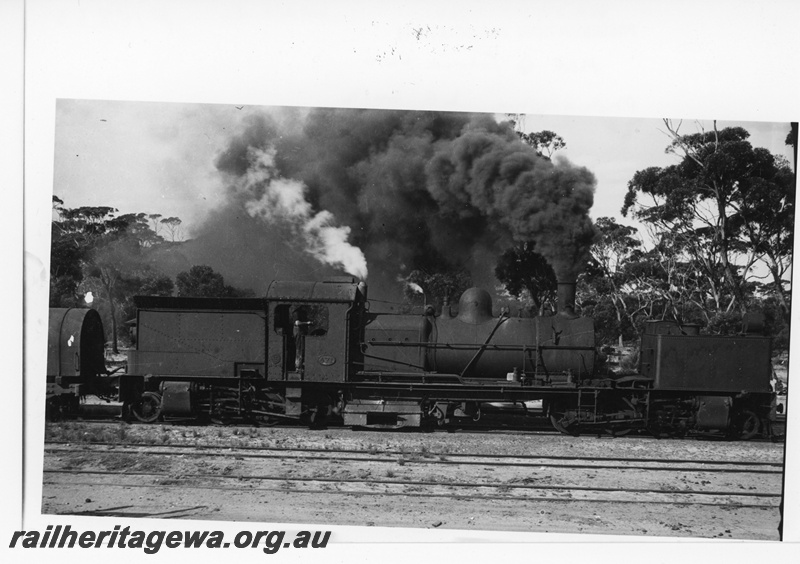 P15833
MSA class 471 discharging black smoke, Salmon Gums, CE line, side view
