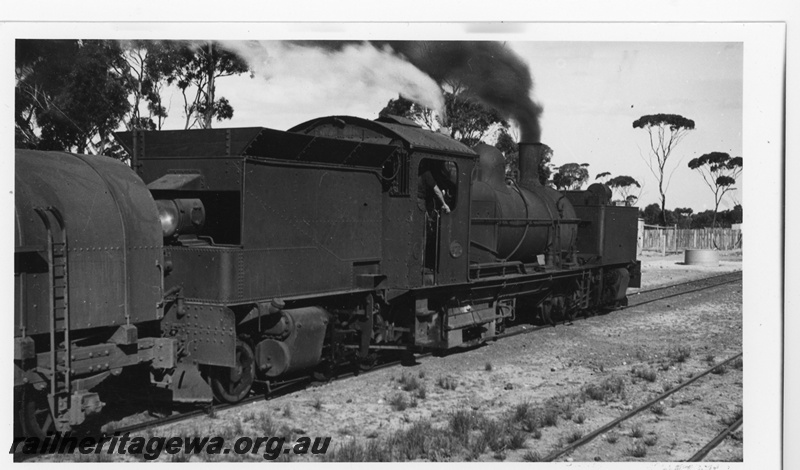 P15834
MSA class 471 discharging black smoke, Salmon Gums, CE line, end and side view
