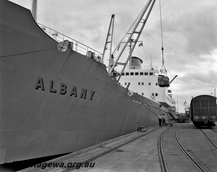 P15858
FD class van, end view, tracks in wharf, ship 