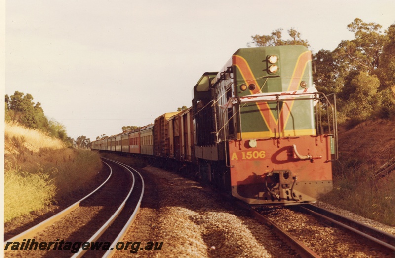 P15904
A class 1506, heading the last 