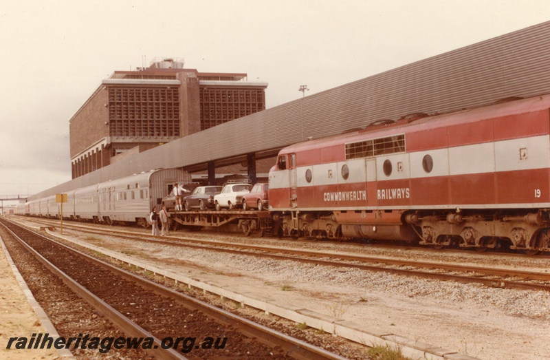 P15908
Commonwealth Railways (CR) GM class 19, on 