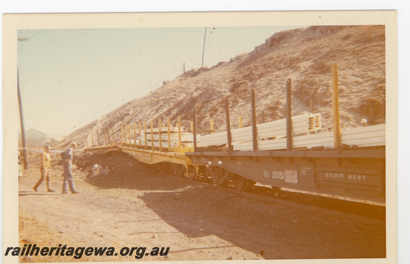 P16131
QU class 25052 in black livery, derailed with other QU class wagons on the Runaway track, Rocky Bay Line
