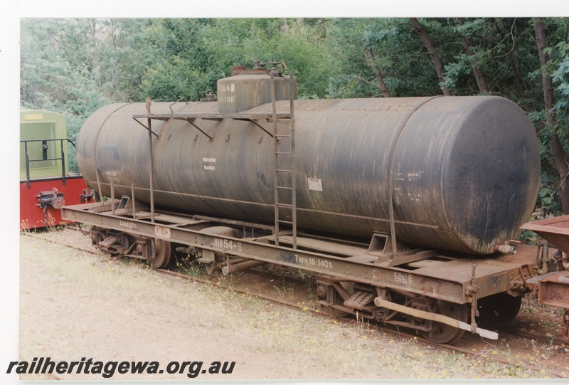 P16148
JHR class 54 in Pemberton Tramway ownership, Pemberton, PP line, side and end view.
