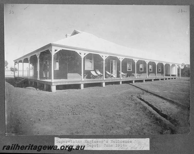 P16166
Commonwealth Railways (CR), supervising engineer's residence, constructed of weatherboard and iron with surrounding veranda, Parkeston depot, TAR line
