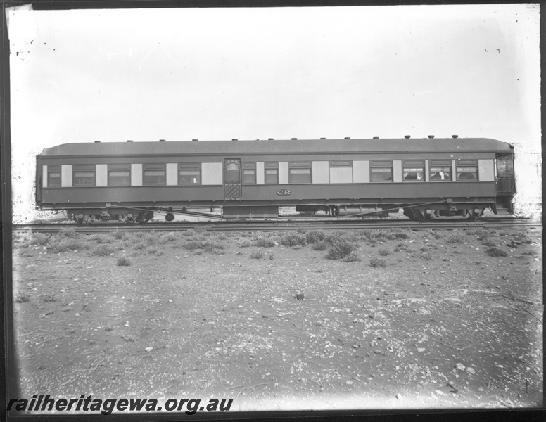 P16181
Commonwealth Railways (CR), SS class 44 passenger carriage, side view
