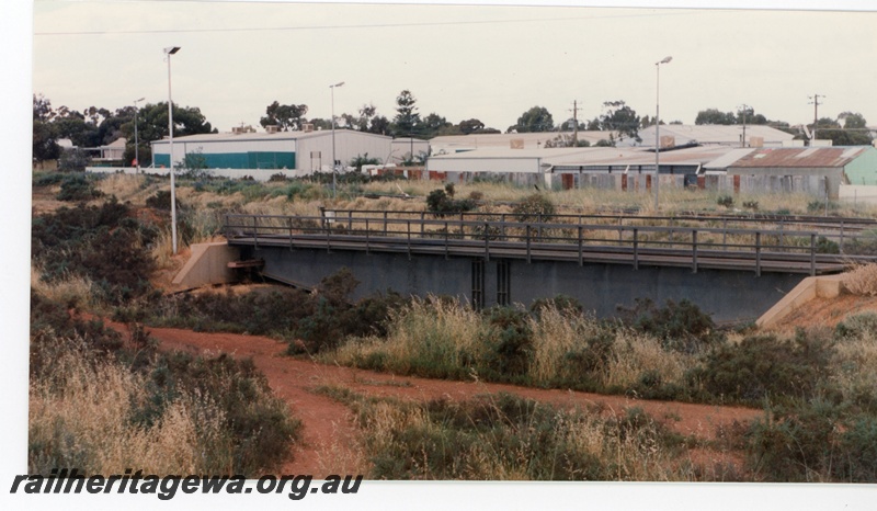 P16270
Turntable (23 metre), Kalgoorlie, side view from ground level
