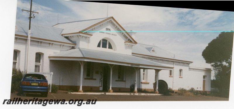 P16289
The front of the Coolgardie Railway Station now set up as a Railway Museum.
