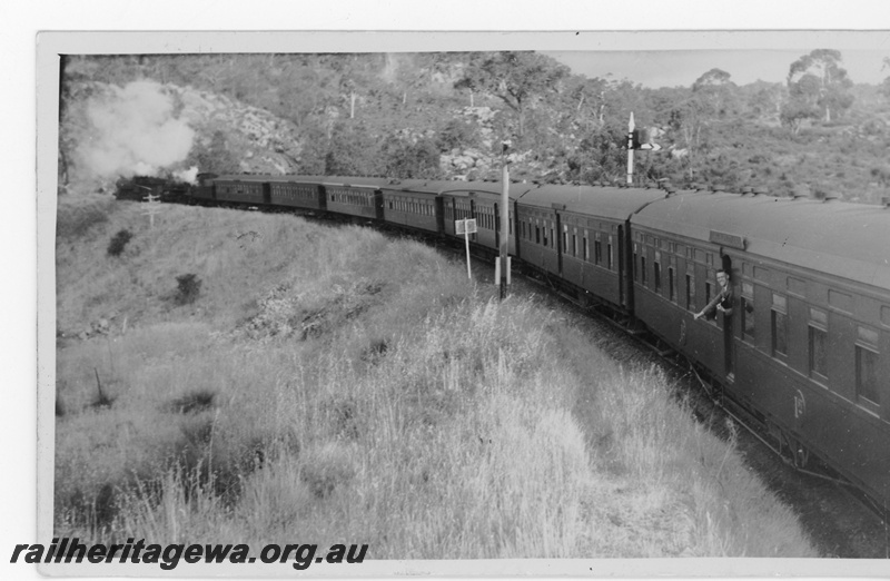 P16409
PR class loco, and E class loco, double heading the 