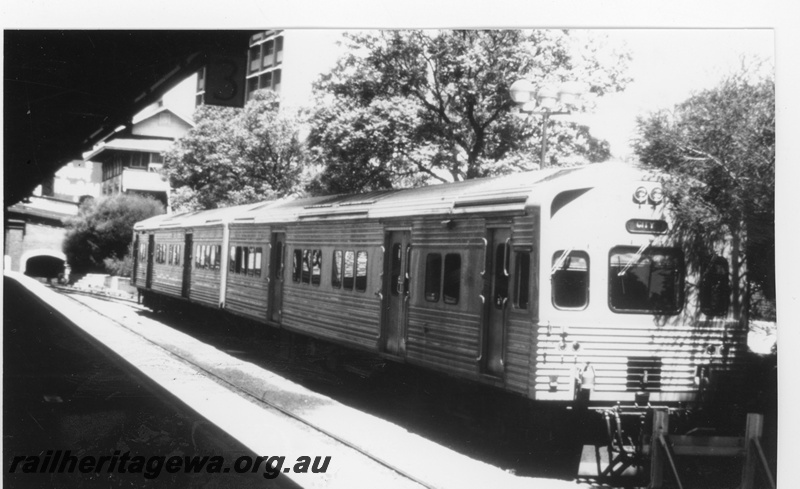 P16416
ADL class railcar, ADB class trailer, platform, canopy, signal box C, Perth station, side and end view
