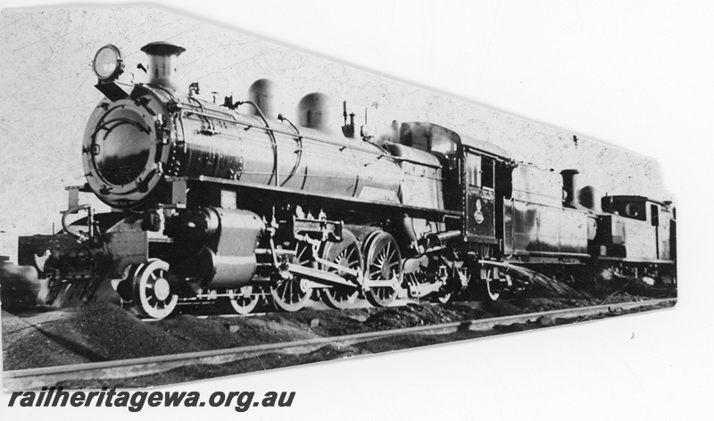P16425
PR class loco, East Perth, front and side view
