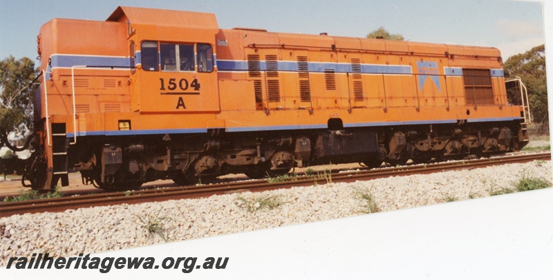P16504
A class 1504 in Westrail orange with blue and white stripe, end and side view
