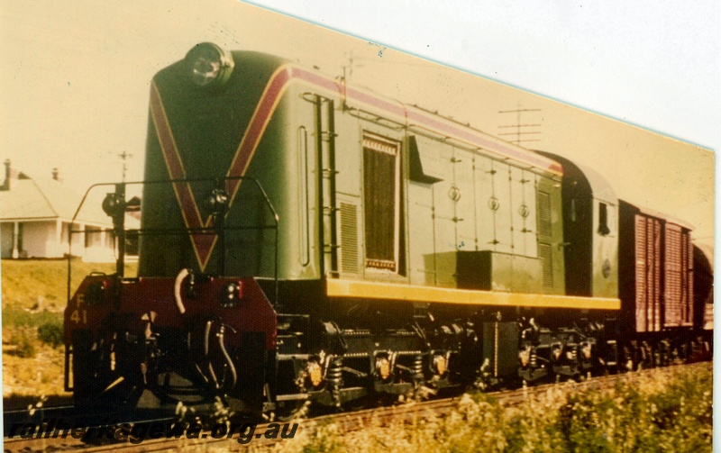 P16506
F class 41, in green with red and yellow stripe, louvre van, front and side view
