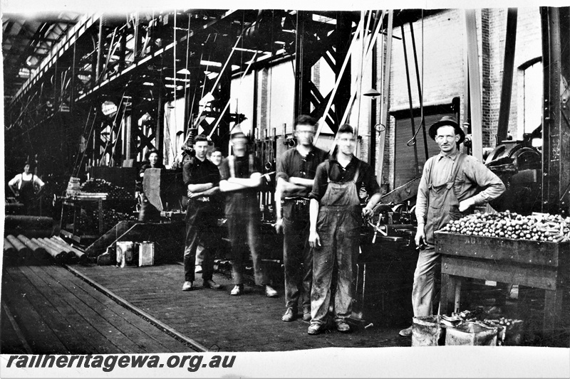 P16599
Staff in the Turner Shop, Midland Workshops, c between World Wars
