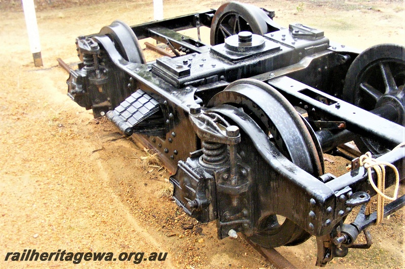 P16607
Two axle carriage bogie, Northampton Railway Precinct, GA line, side and front view from above
