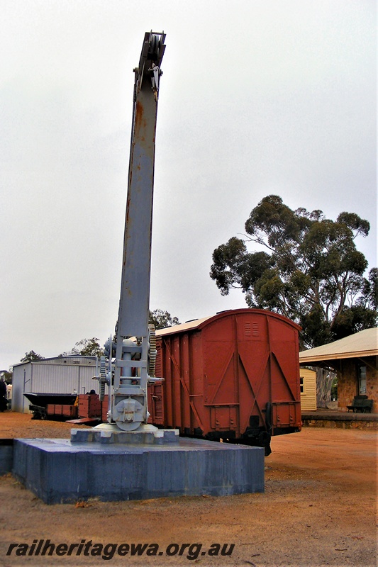 P16611
DC class 22459 side and end view, platfrom crane, shed, station building (part), Northampton Railway Precinct, GA line, front on view of crane. Crane relocated from Margaret River
