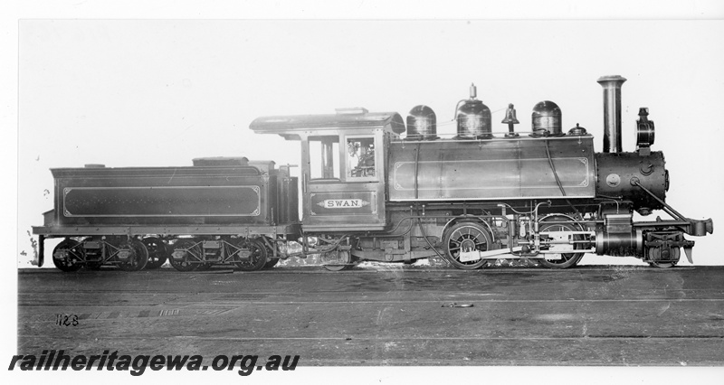 P16963
Millars loco 