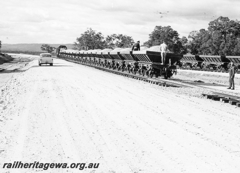 P17009
Ballast train, Kenwick, SWR line, standard gauge project
