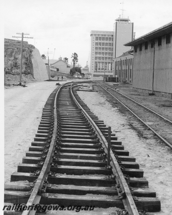 P17011
New narrow gauge line on new standard gauge formation, Fremantle, FA line, standard gauge project
