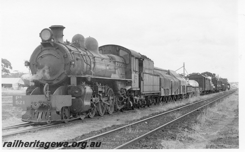 P17036
PR class 521 Ashburton, working No. 21 Goods York to Narrogin, in the crossing loop at Mount Kokeby on the GSR line.
