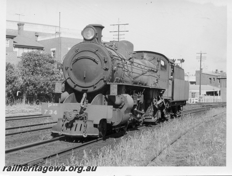 P17106
PMR class 734, bracket signal partly obscured, front and side view, c1969
