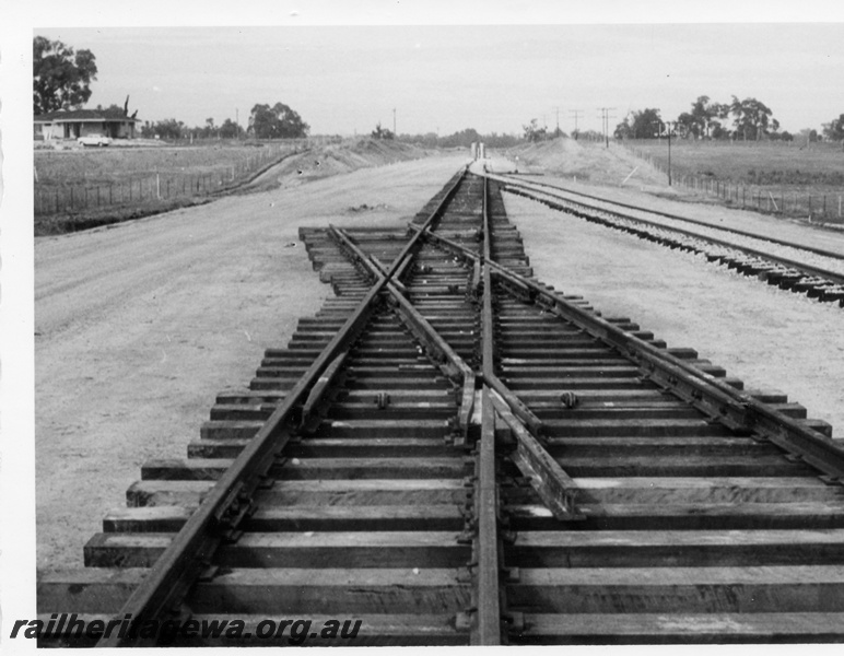 P17116
Crossover, narrow and standard gauge, West Midland, ER line
