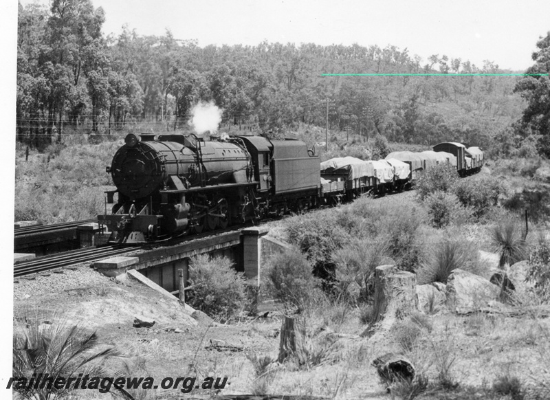 P17187
V class 1223, on down goods train No 11, crossing culvert, 17 mile peg, Darling Range, ER line
