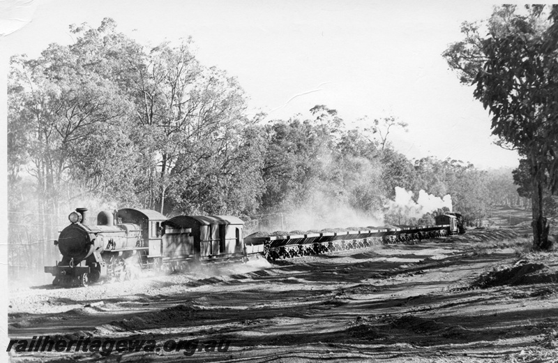 P17428
FS class 452, FS class 423, on either end of ballast train, near Donnybrook, PP line
