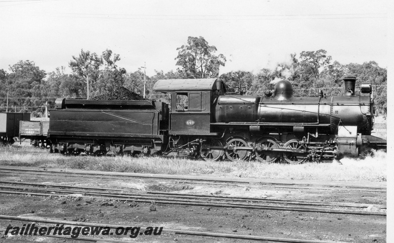 P17472
F class 449 steam locomotive at Collie Loco. BN line.
