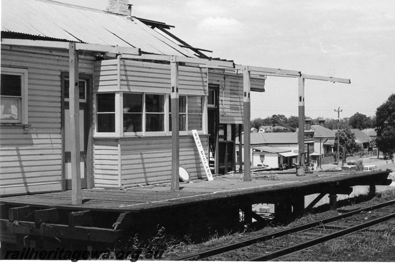 P17549
Demolition of station, building being dismantled, platform, station sign, West Midland, ER line
