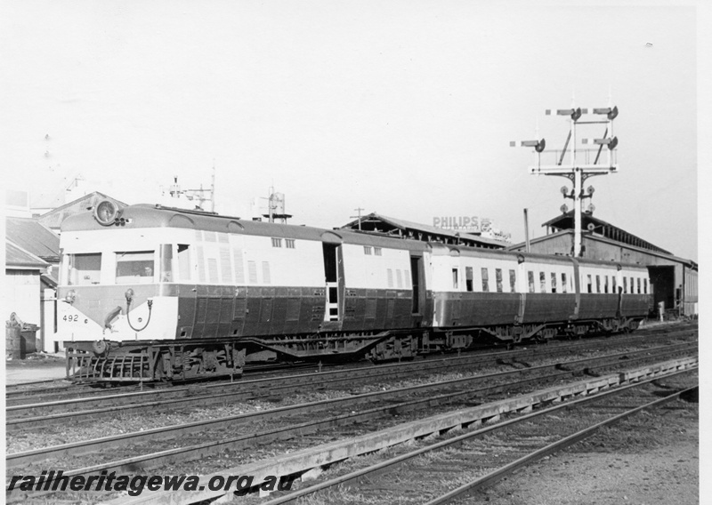 P17556
ADF class 492 