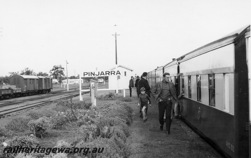 P18022
4 of 4 images of the ARHS Tour to Coolup, station nameboard, rake of wagons and vans on siding, tour train including AYC class 512 stopped at platform, station building, Pinjarra, SWR line
