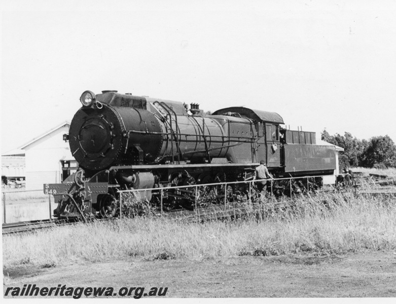 P18394
S class 549 