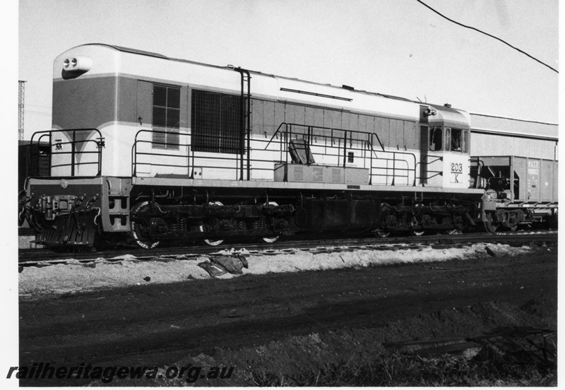 P18425
1 of 5 images of K class 203 on ballast train, end and side view
