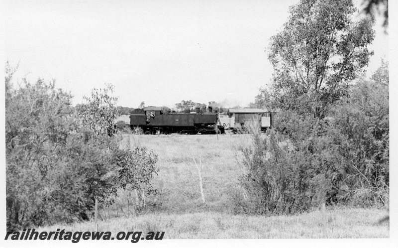 P18546
DD class 592, van, on Picton shunt, side view
